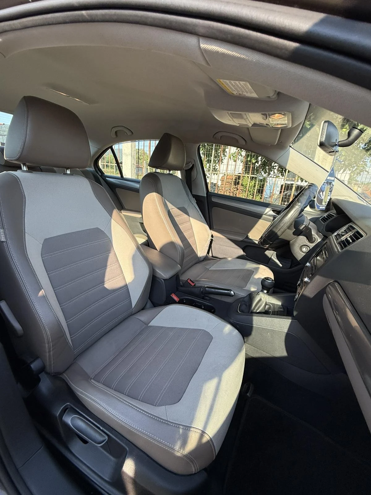 VW Jetta, снимка 10 - Автомобили и джипове - 55077825