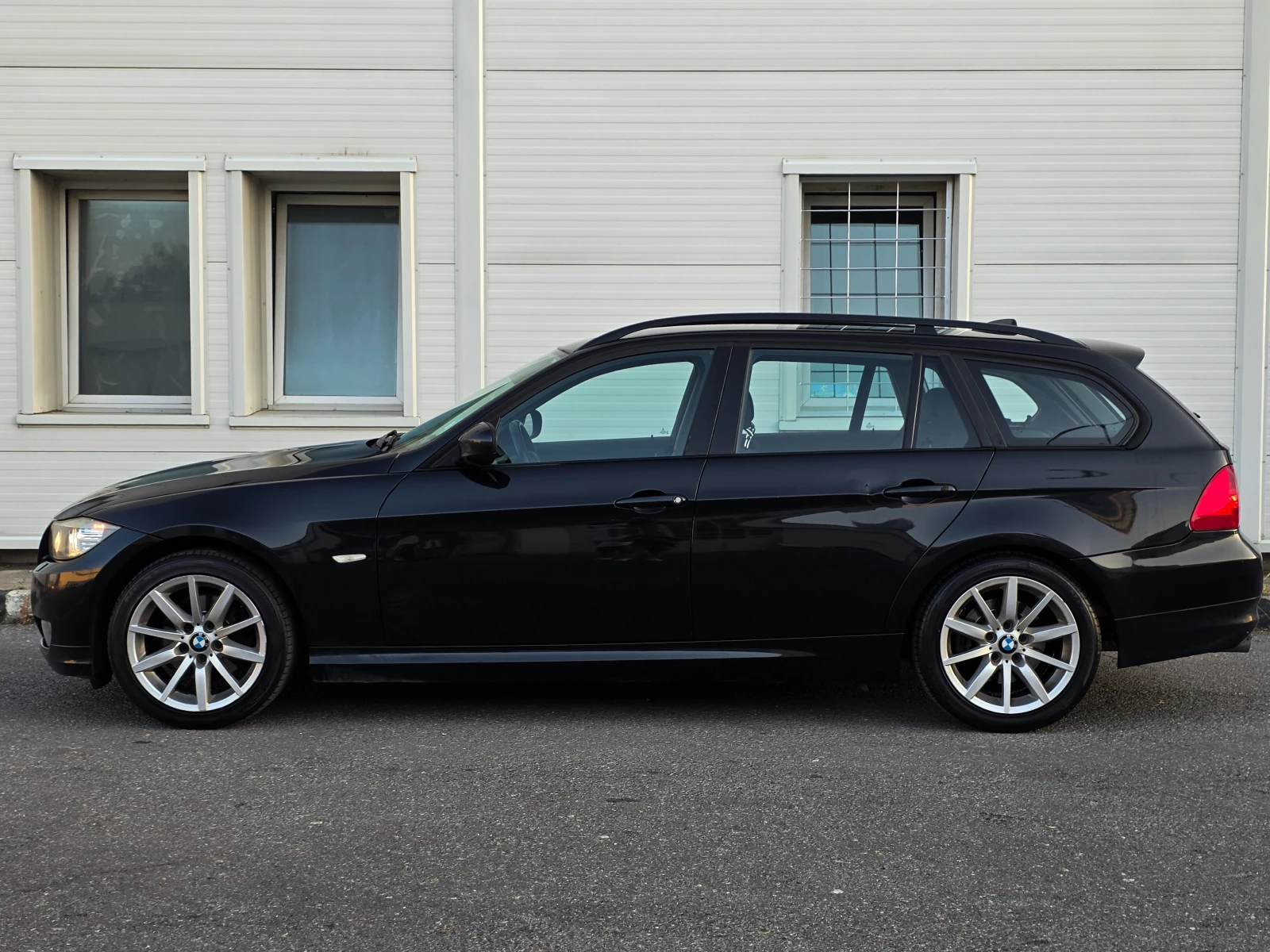 BMW 320, снимка 7 - Автомобили и джипове - 55358436