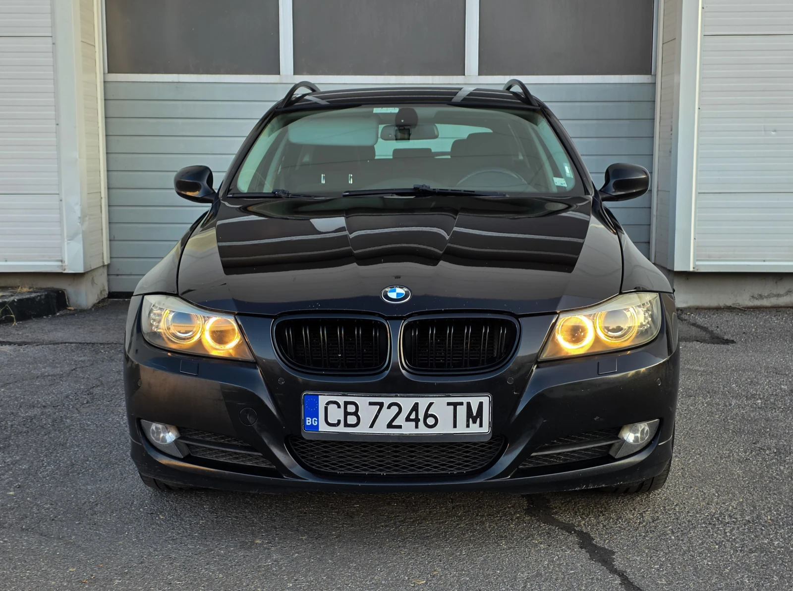 BMW 320, снимка 2 - Автомобили и джипове - 55358436