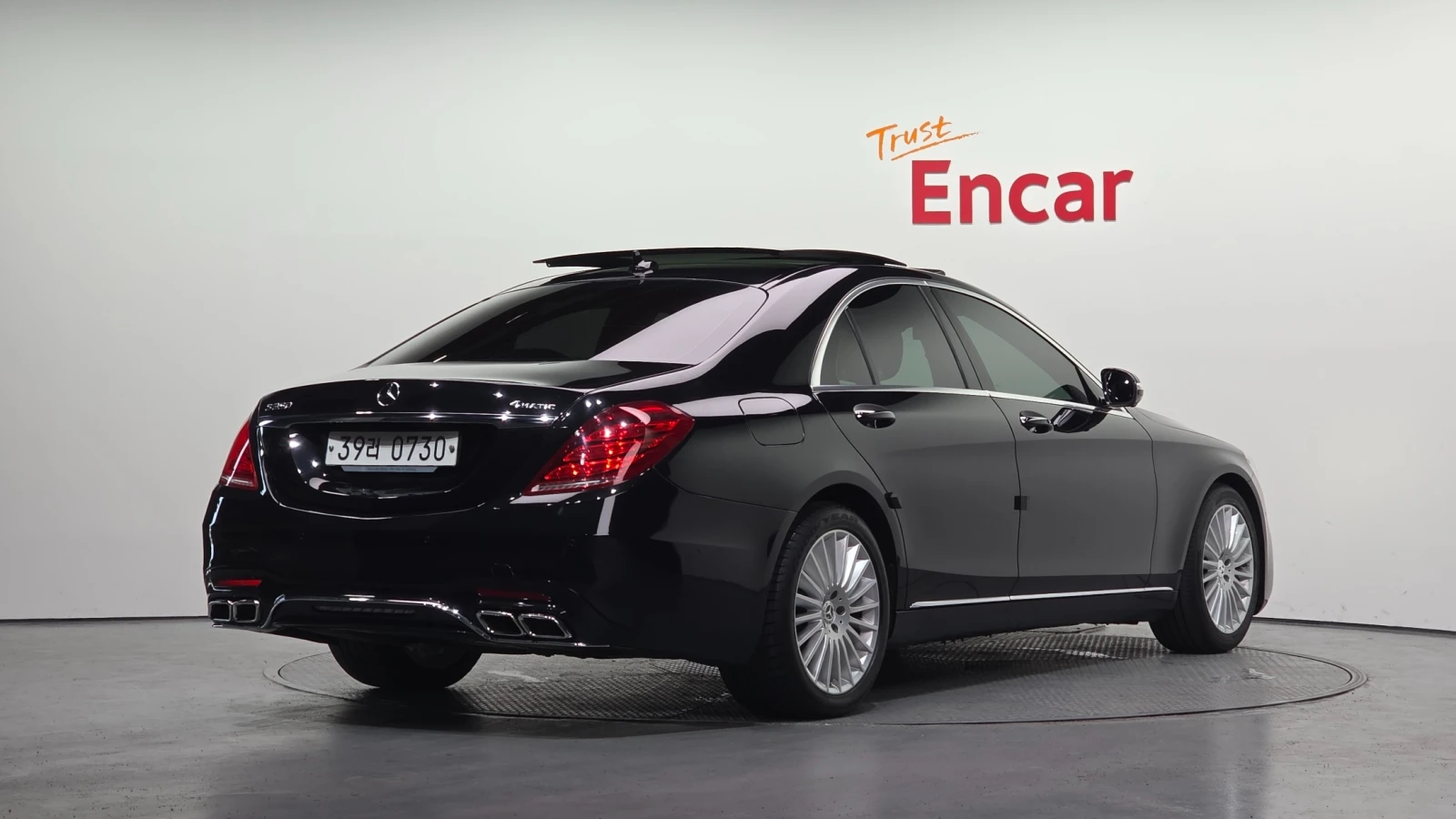 Mercedes-Benz S 350 4MATIC/ОБДУХВАНЕ/ПАНОРАМА/ДИСТРОНИК/360, снимка 4 - Автомобили и джипове - 55528596
