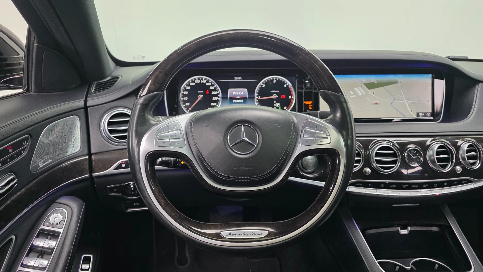 Mercedes-Benz S 350 4MATIC/ОБДУХВАНЕ/ПАНОРАМА/ДИСТРОНИК/360, снимка 8 - Автомобили и джипове - 55528596