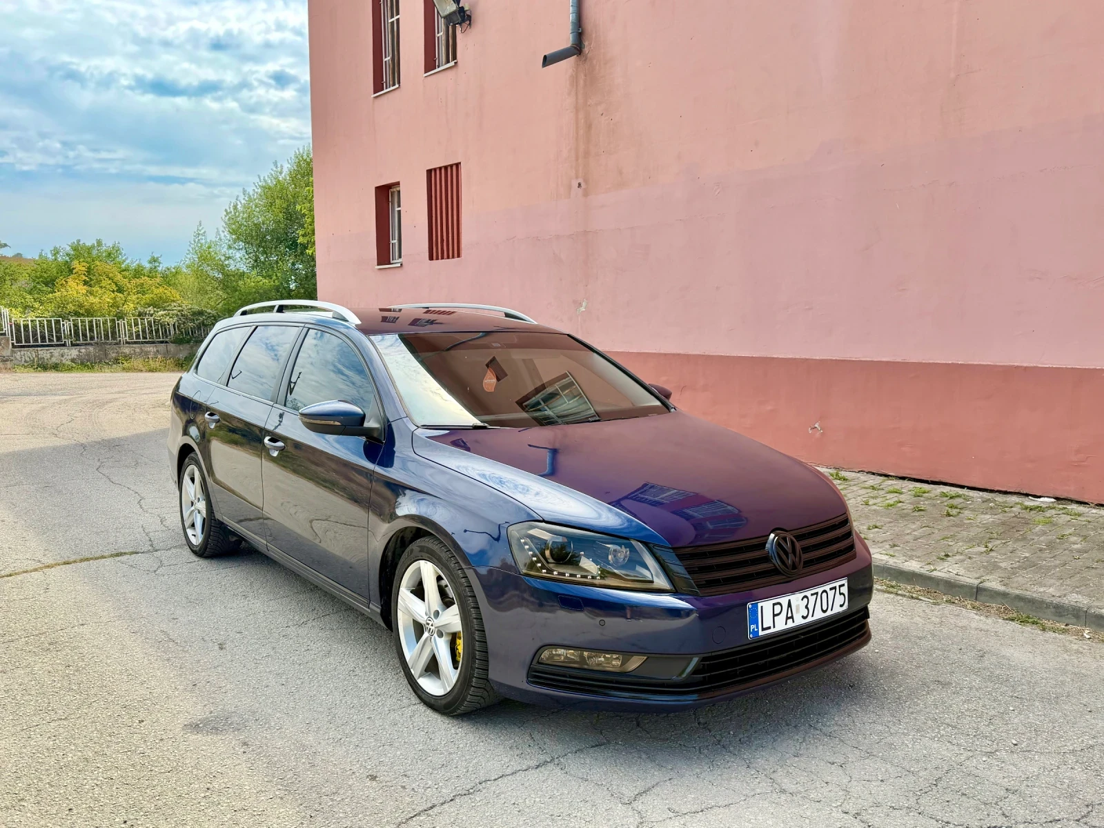 VW Passat 2.0TDI LED, снимка 2 - Автомобили и джипове - 55726822