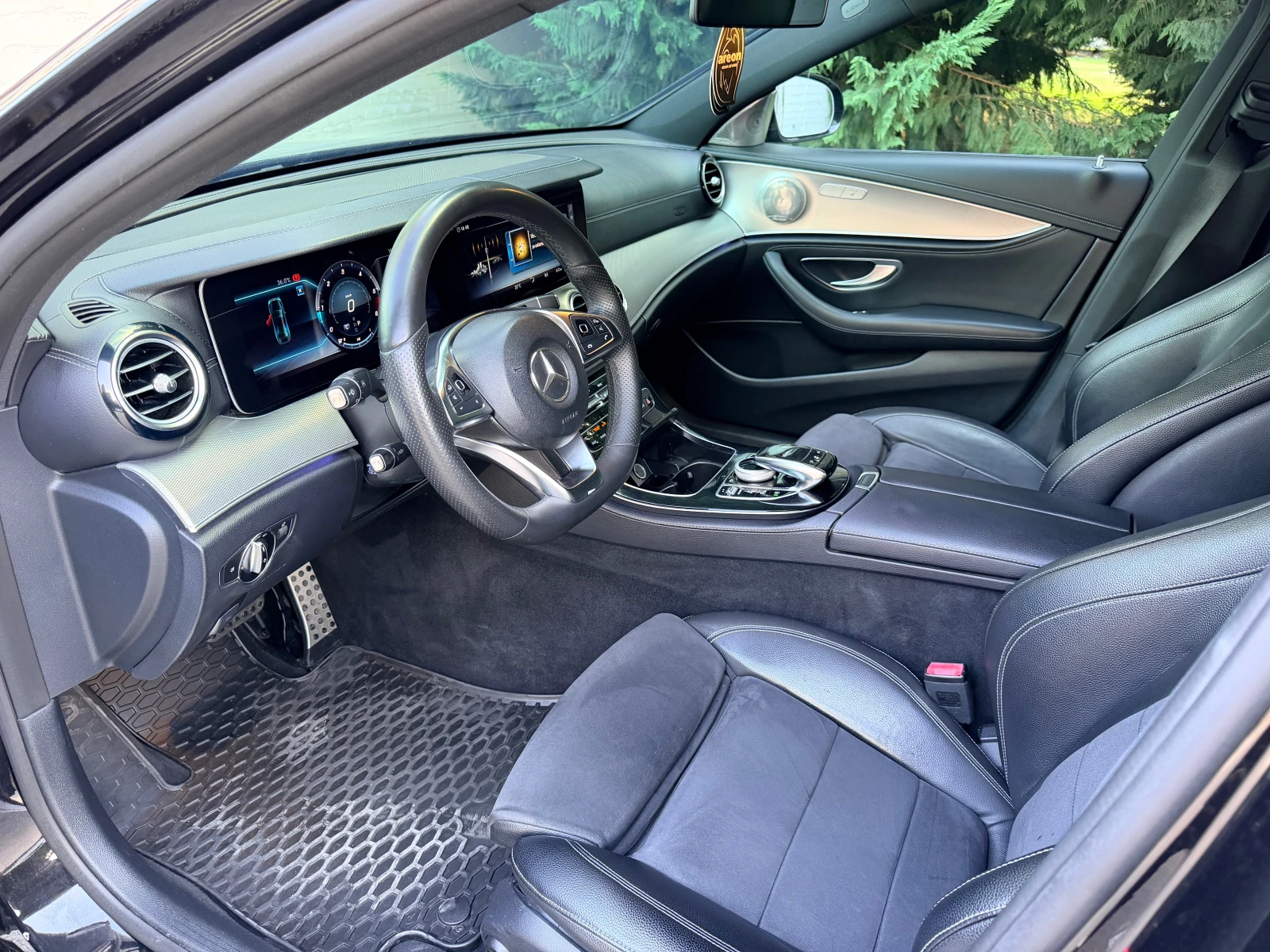 Mercedes-Benz E 220 AMG LINE PODGREV 360VIEW, снимка 9 - Автомобили и джипове - 55886667