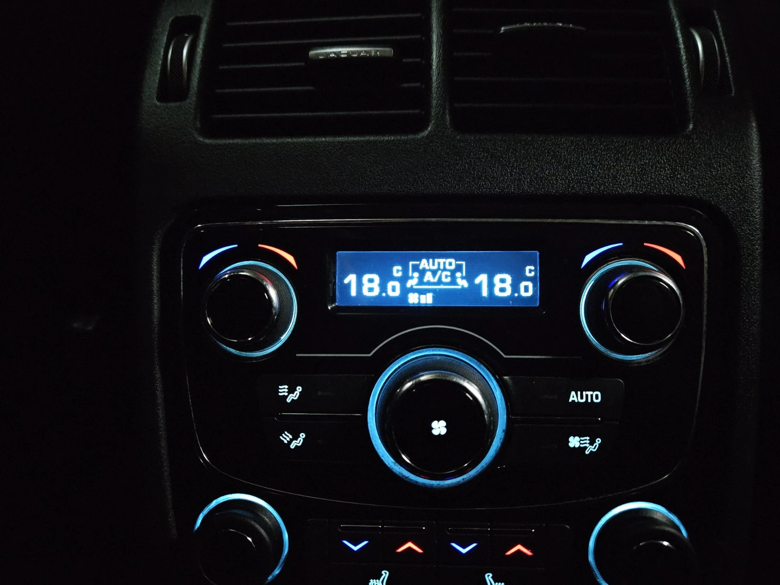 Jaguar F-Type Jaguar F-PACE R-Sport | HUD | �������� | 4-����� � | Mobile.bg � ����������� 12