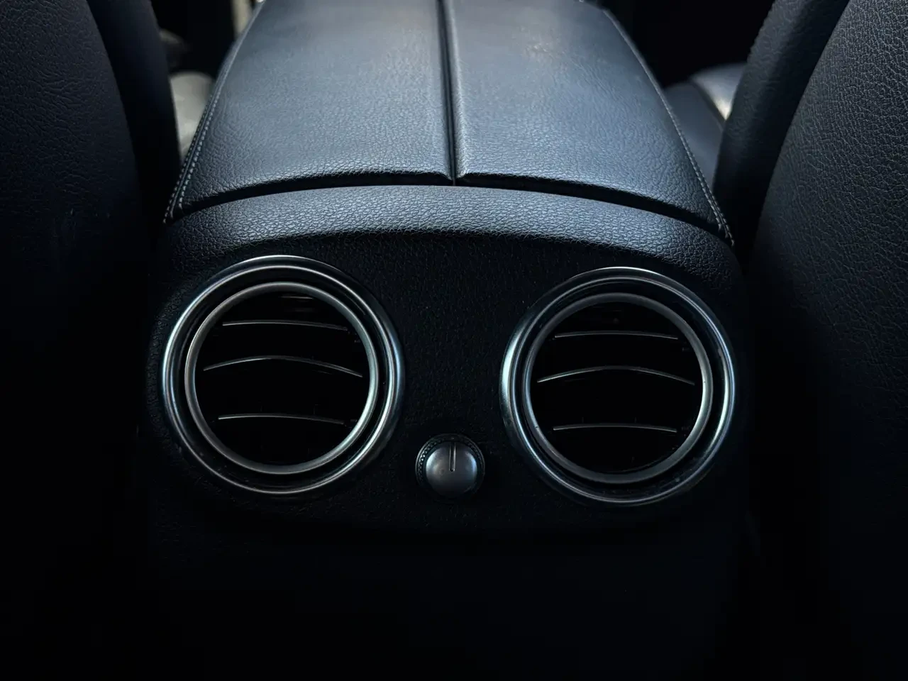 Mercedes-Benz C 200 * 4Matic Leather Sunroof Back up Camera Safety Pck | Mobile.bg � ����������� 14