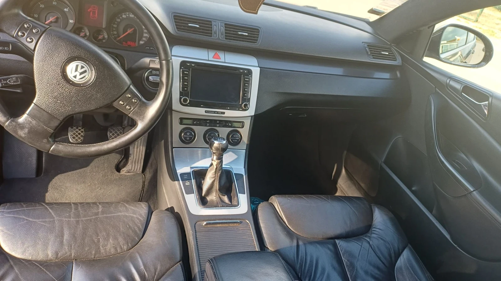 VW Passat 2.0 tdi, снимка 7 - Автомобили и джипове - 56317581