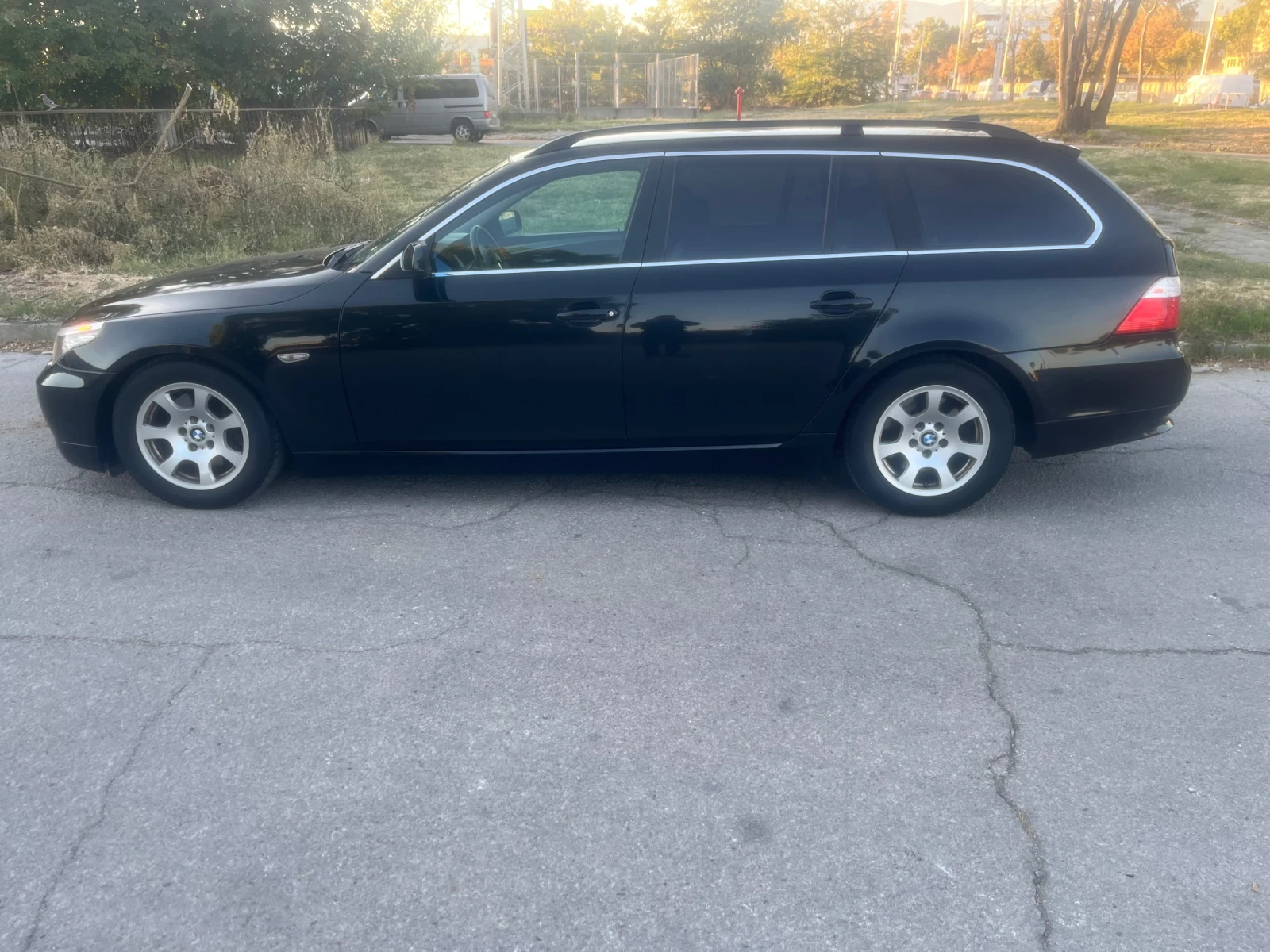 BMW 530 525-197, снимка 3 - Автомобили и джипове - 56337158