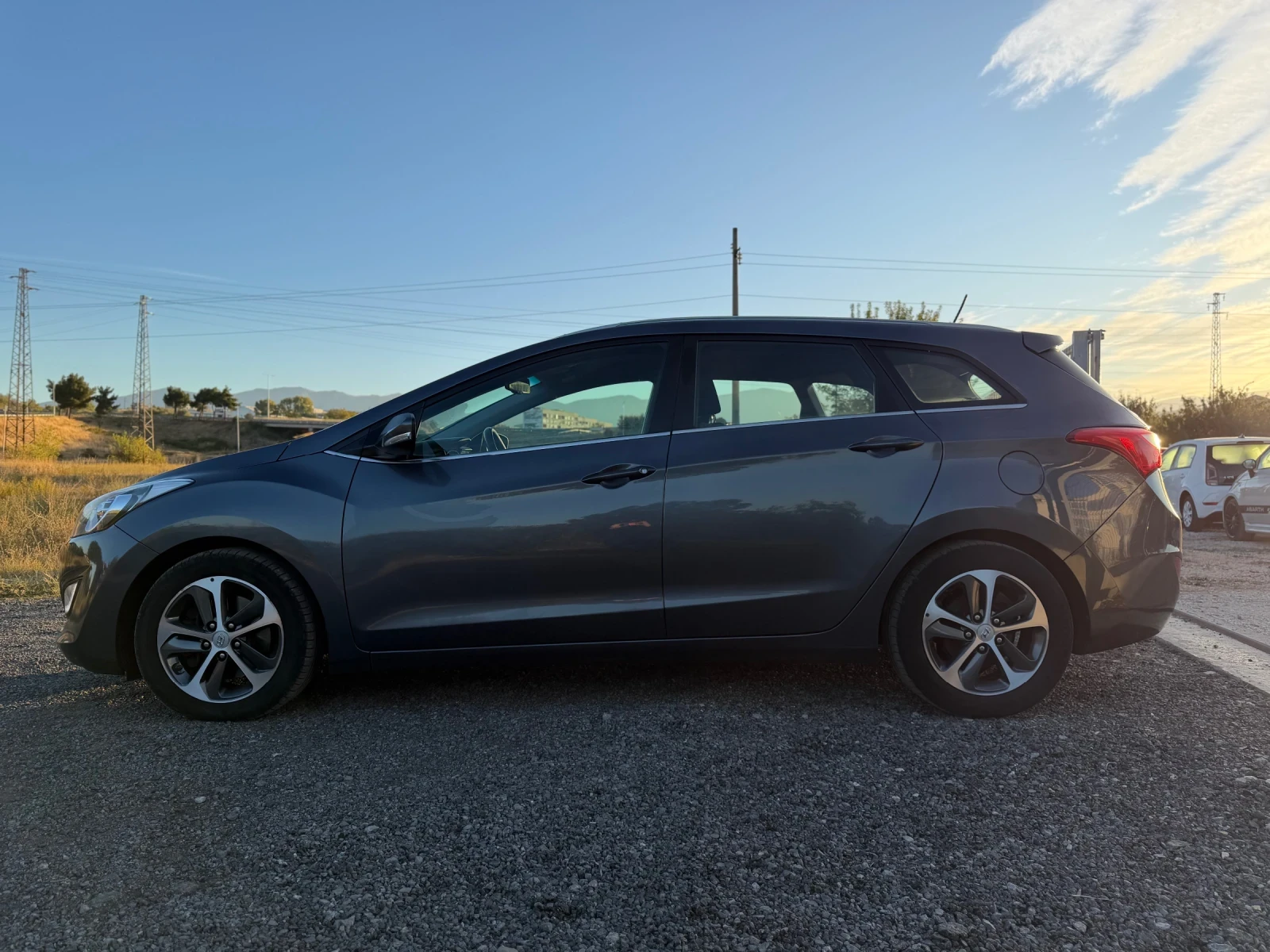 Hyundai I30 1.6crdi auto/navi/camera/������ | Mobile.bg � ����������� 3
