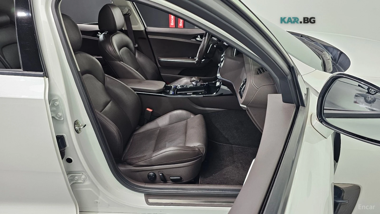 Kia Stinger PLATINUM* PANO* ПОДГРЕВ, снимка 15 - Автомобили и джипове - 56501891