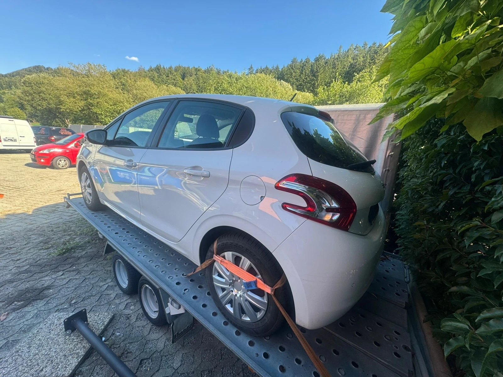 Peugeot 208 1.0i ����� ������� 50Kw 68 ���� | Mobile.bg � ����������� 5