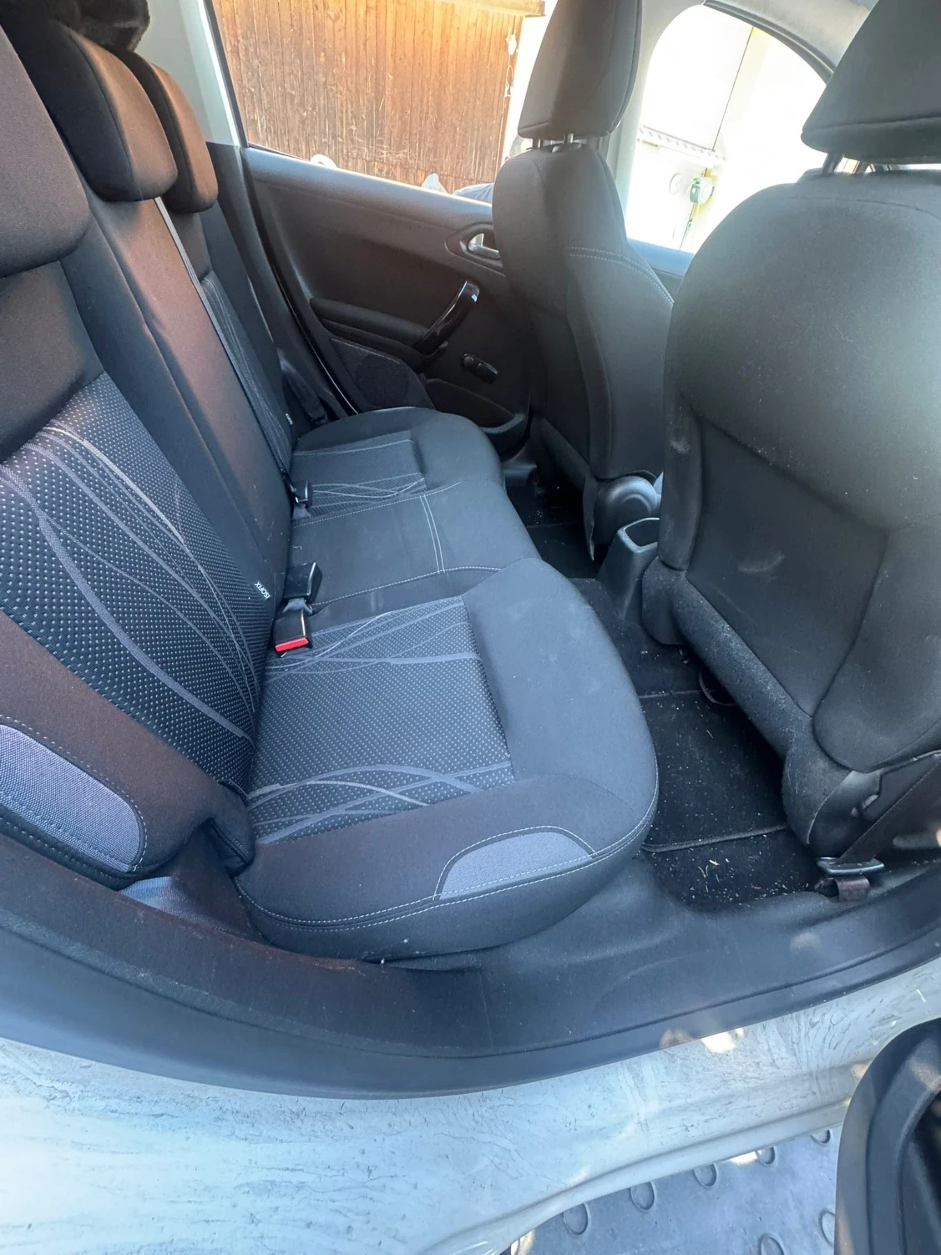 Peugeot 208 1.0i ����� ������� 50Kw 68 ���� | Mobile.bg � ����������� 9