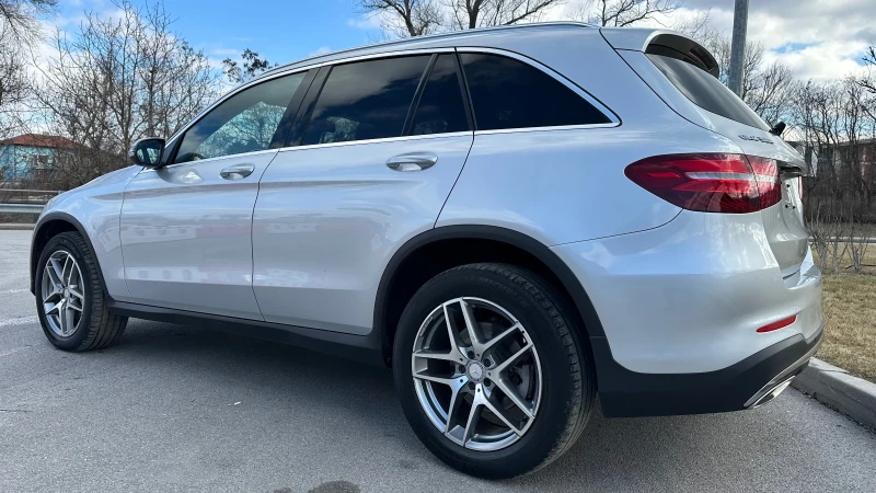 Mercedes-Benz GLC 300 AMG, снимка 6 - Автомобили и джипове - 49348714