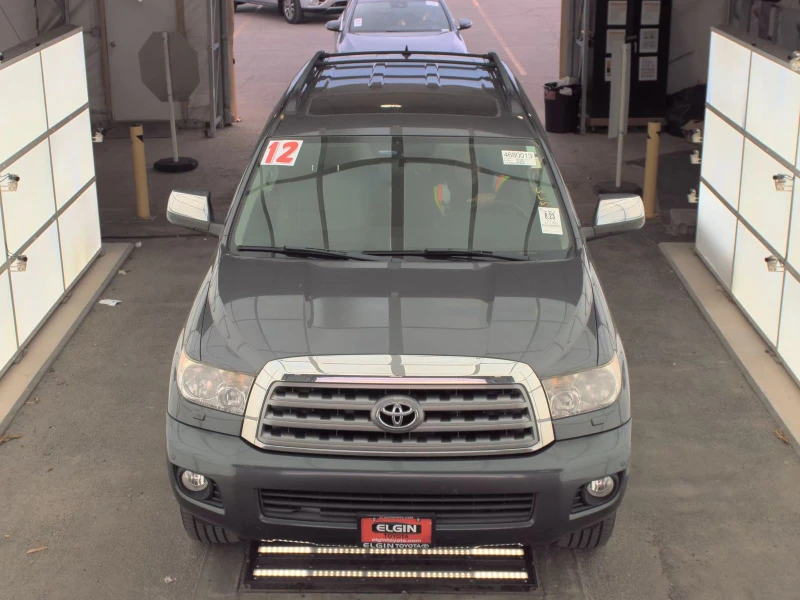 Toyota Sequoia LIMITED* 5.7* V8* ПОДГРЕВ* КАМЕРА* КЕЙЛЕС, снимка 5 - Автомобили и джипове - 52936261