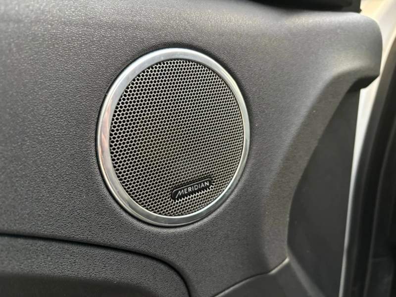 Land Rover Range Rover Evoque Pure Plus * CARFAX* * АвтоКредит* (ЦЕНА ДО БГ), снимка 11 - Автомобили и джипове - 52569906