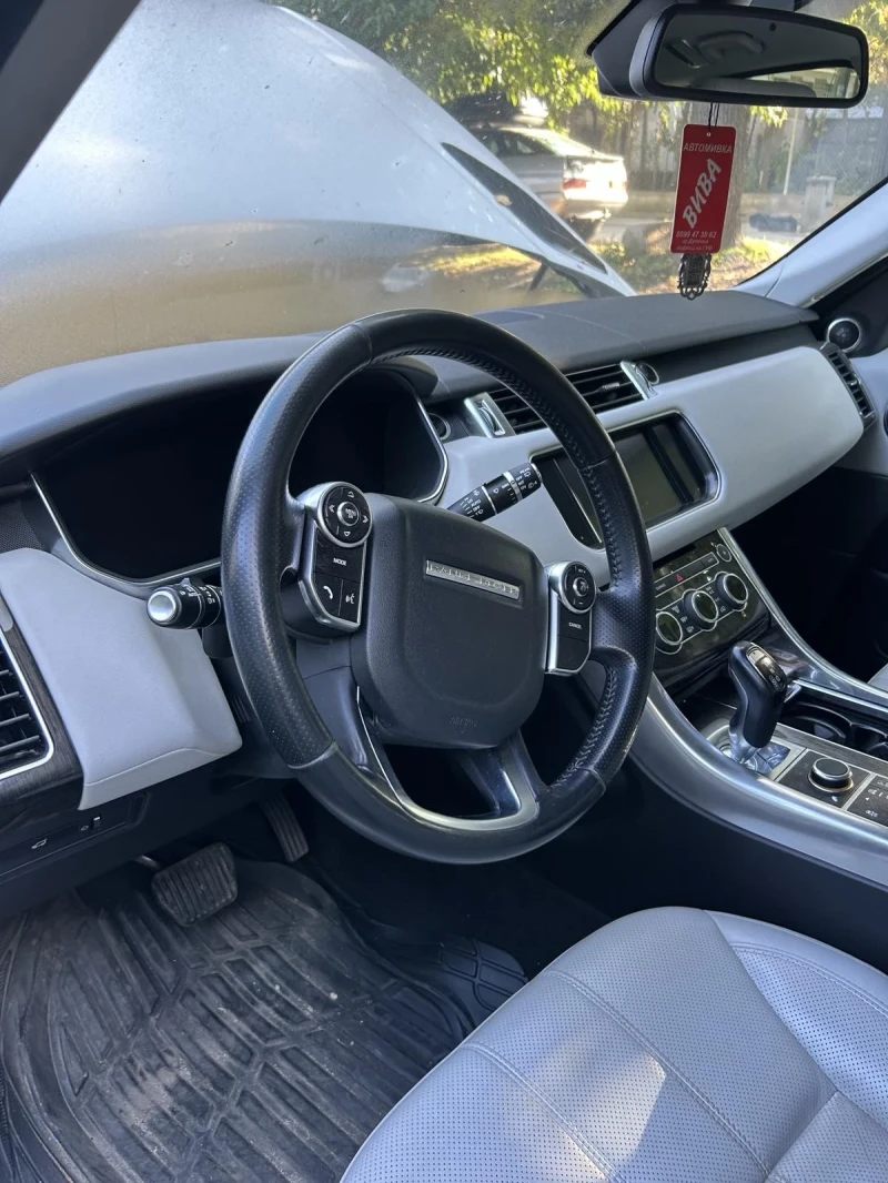 Land Rover Range Rover Sport 3.0 SDV6 , снимка 13 - Автомобили и джипове - 53101609
