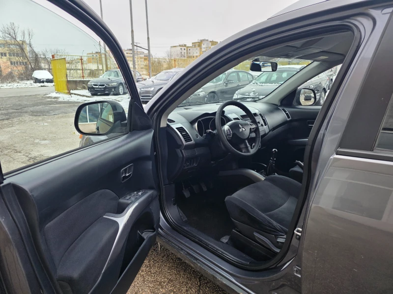 Mitsubishi Outlander 2.0TDI 140к.с. ITALY, снимка 9 - Автомобили и джипове - 53134079