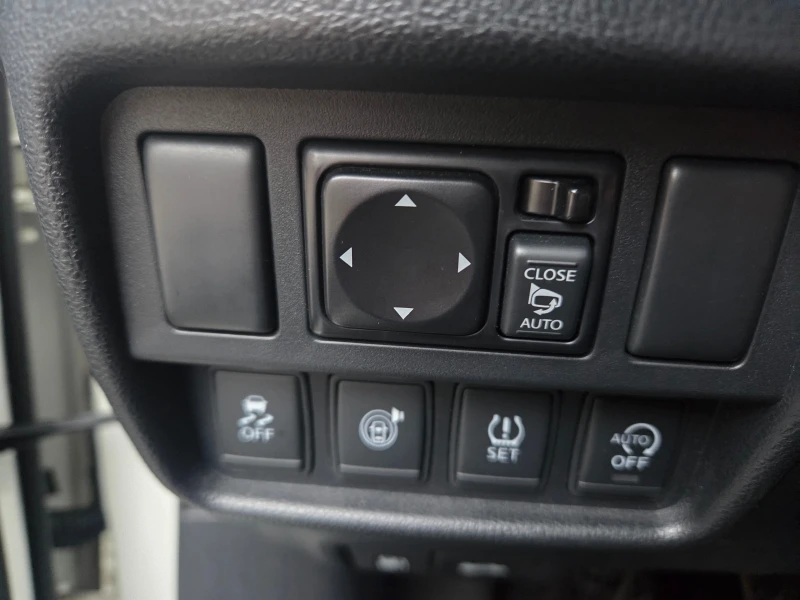 Nissan Juke 1.2T* TEKNA* CAYLESS GO* NAVI* 360-KAMERA* START-S, снимка 7 - Автомобили и джипове - 53180343