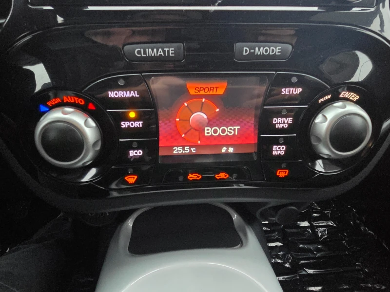 Nissan Juke 1.2T* TEKNA* CAYLESS GO* NAVI* 360-KAMERA* START-S, снимка 17 - Автомобили и джипове - 53180343