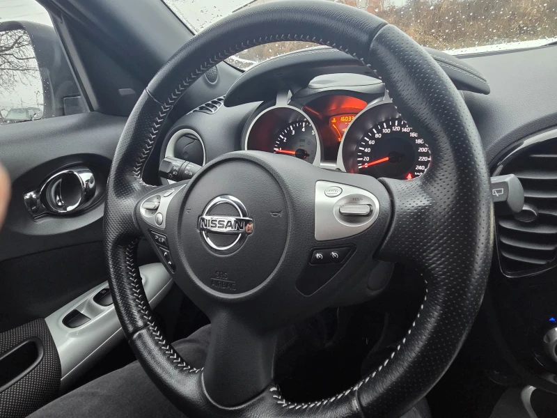 Nissan Juke 1.2T* TEKNA* CAYLESS GO* NAVI* 360-KAMERA* START-S, снимка 14 - Автомобили и джипове - 53180343