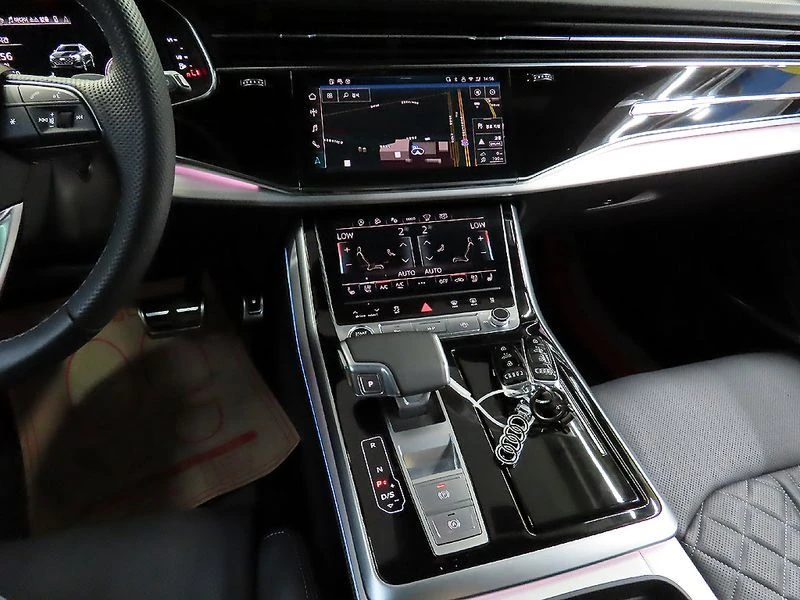 Audi Q8 50 TDI Quattro Premium| 286к.с.| ВКЛ.ТЕХНОТЕСТ, снимка 11 - Автомобили и джипове - 55099583