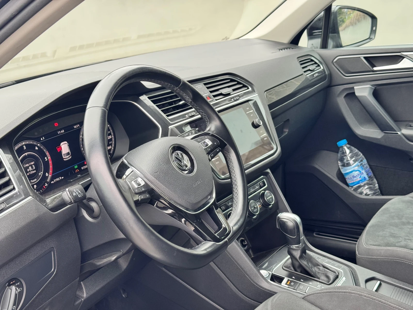 VW Tiguan HIGHLINE 2.0 DIESEL 4 MOTION - изображение 6