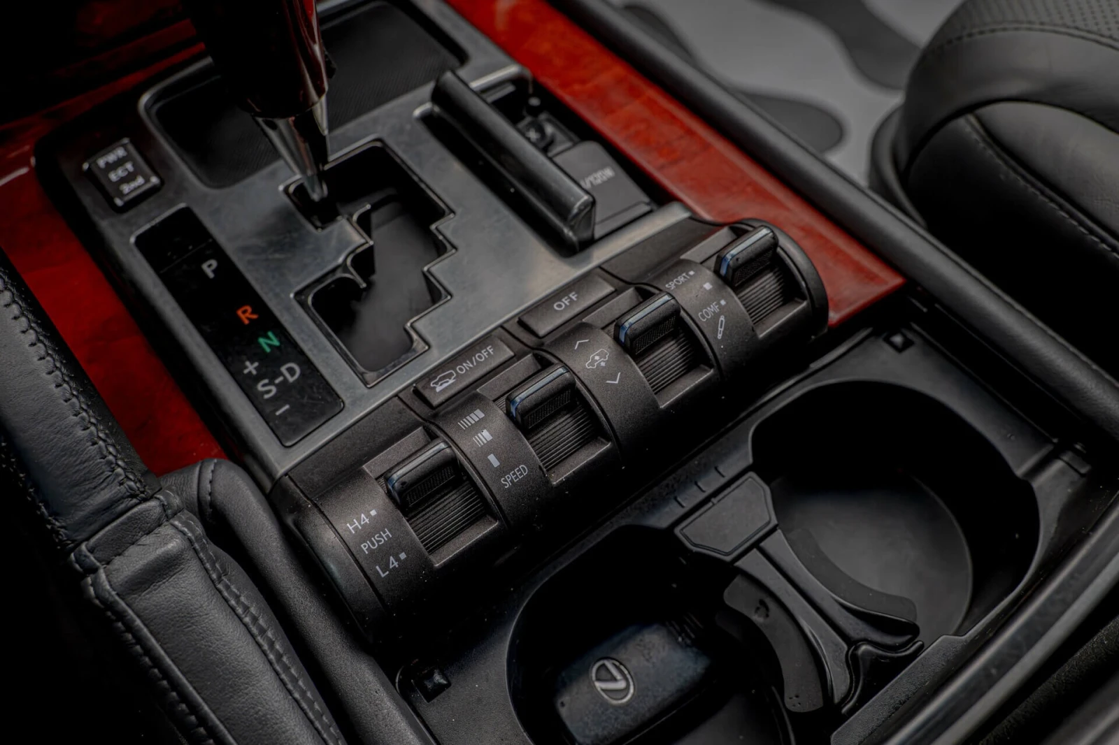 Lexus LX 570 5.7/4X4/������ 360/���������/FaceLift | Mobile.bg � ����������� 8