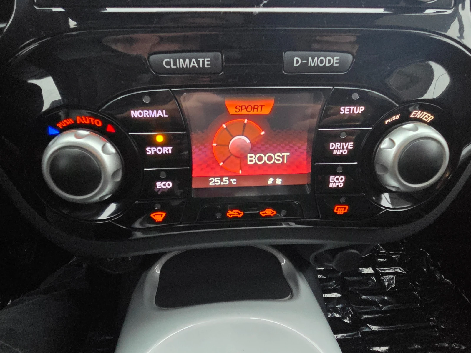 Nissan Juke 1.2T* TEKNA* CAYLESS GO* NAVI* 360-KAMERA* START-S | Mobile.bg � ����������� 17