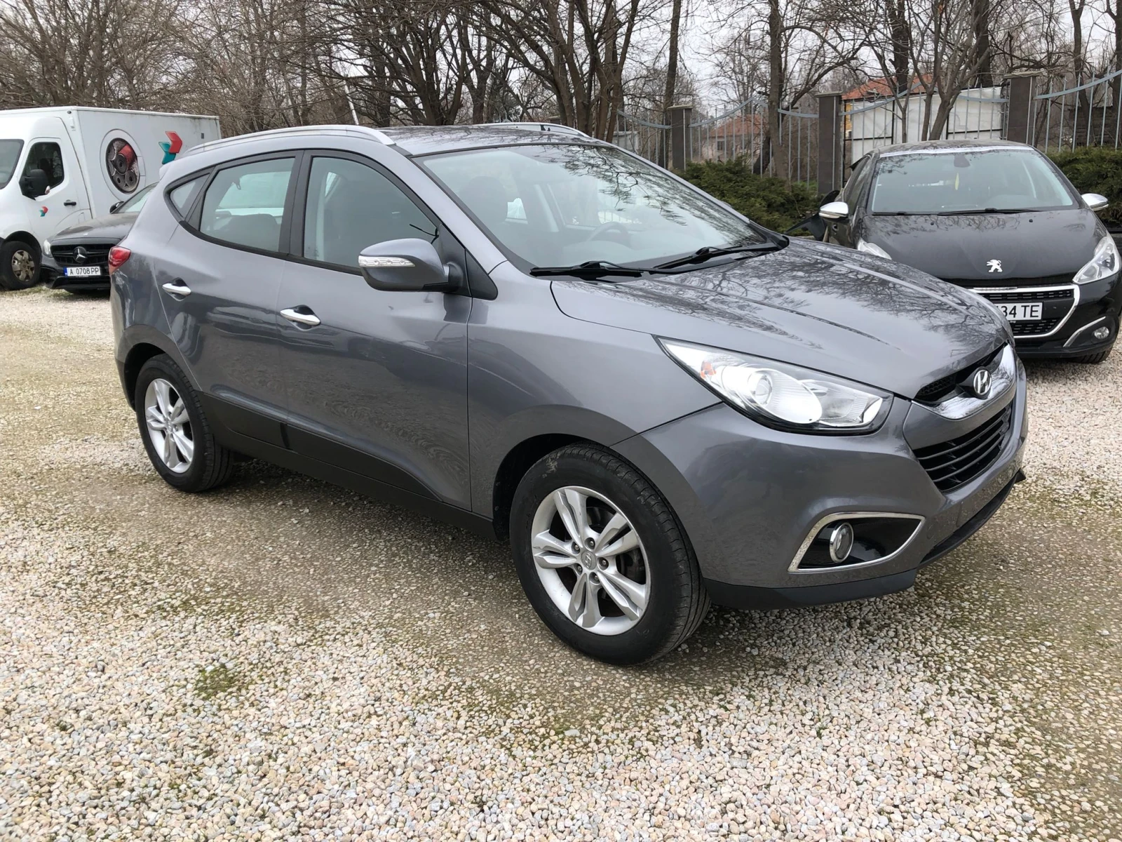 Hyundai IX35 2.0 d/136 hp, снимка 4 - Автомобили и джипове - 53734797