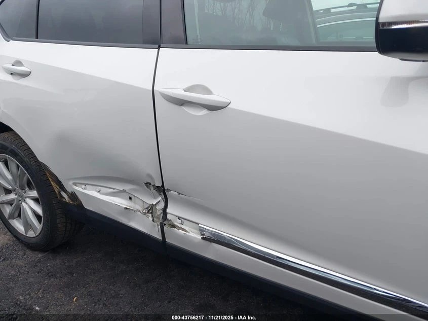 Acura Rdx 2l Standard, снимка 6 - Автомобили и джипове - 53918963