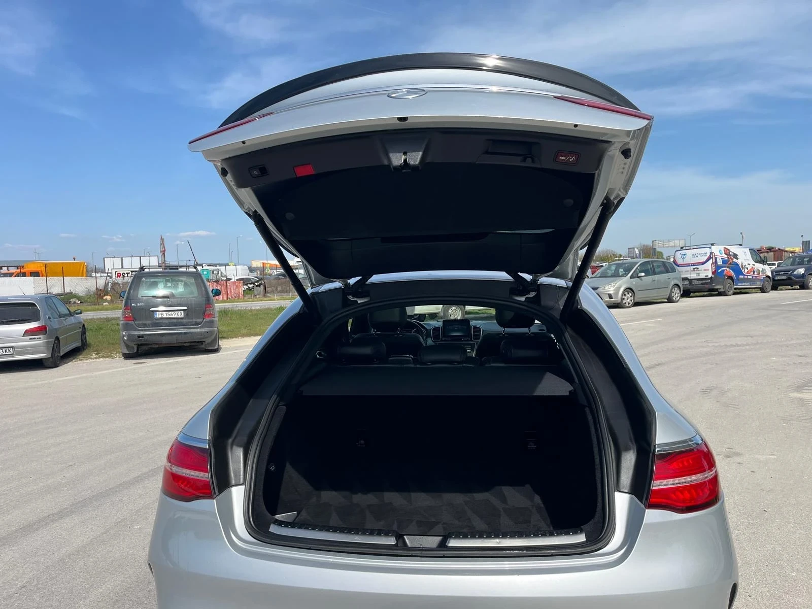 Mercedes-Benz GLE 350 AMG, снимка 3 - Автомобили и джипове - 54598626