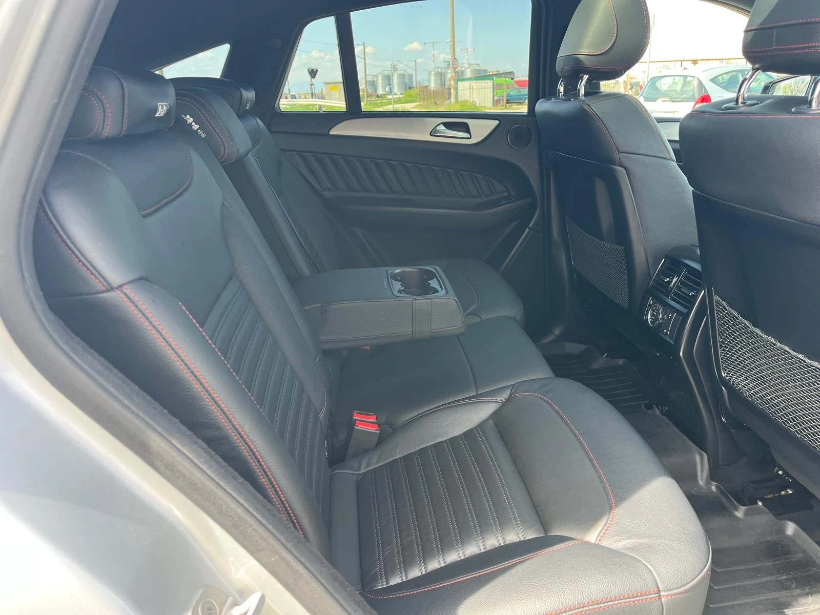 Mercedes-Benz GLE 350 AMG, снимка 12 - Автомобили и джипове - 54598626