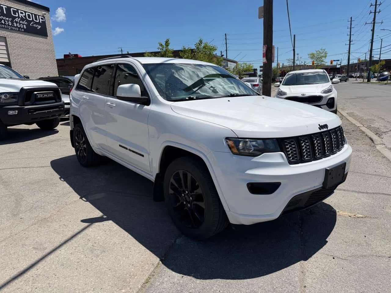 Jeep Grand cherokee * Altitude * CARFAX * БЕЗ ПЪРВОНАЧАЛНА ВНОСКА, снимка 16 - Автомобили и джипове - 54735744