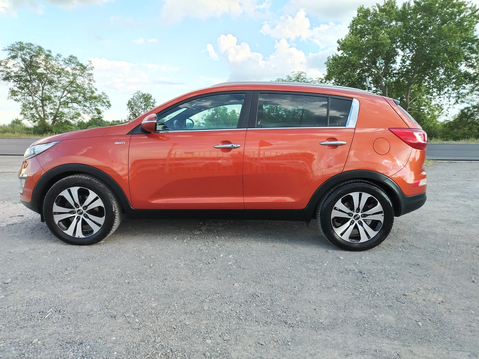 Kia Sportage 2.0-163 КС АВТОМАТИК, НАВИ, КОЖА, 4х4, снимка 8 - Автомобили и джипове - 55039244