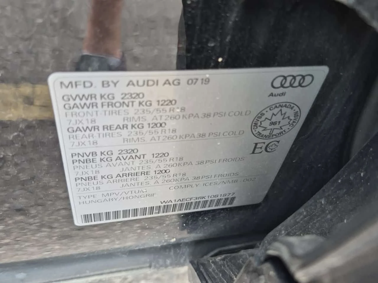Audi Q3 KOMFORT | CARFAX | БЕЗ ПЪРВОНАЧАЛНА ВНОСКА, снимка 15 - Автомобили и джипове - 55094394