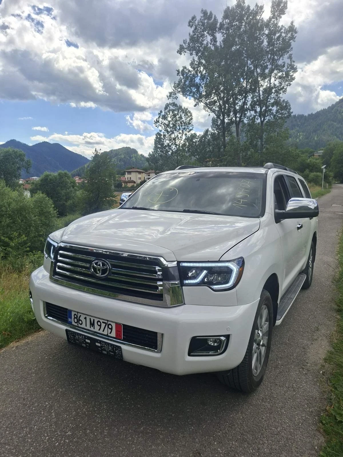 Toyota Sequoia Limited 4WD LPG, снимка 2 - Автомобили и джипове - 55406549