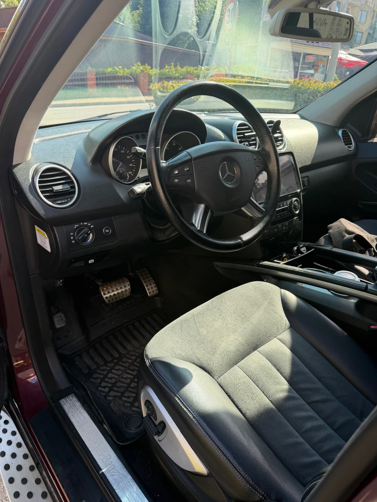Mercedes-Benz ML 500, снимка 10 - Автомобили и джипове - 55420905