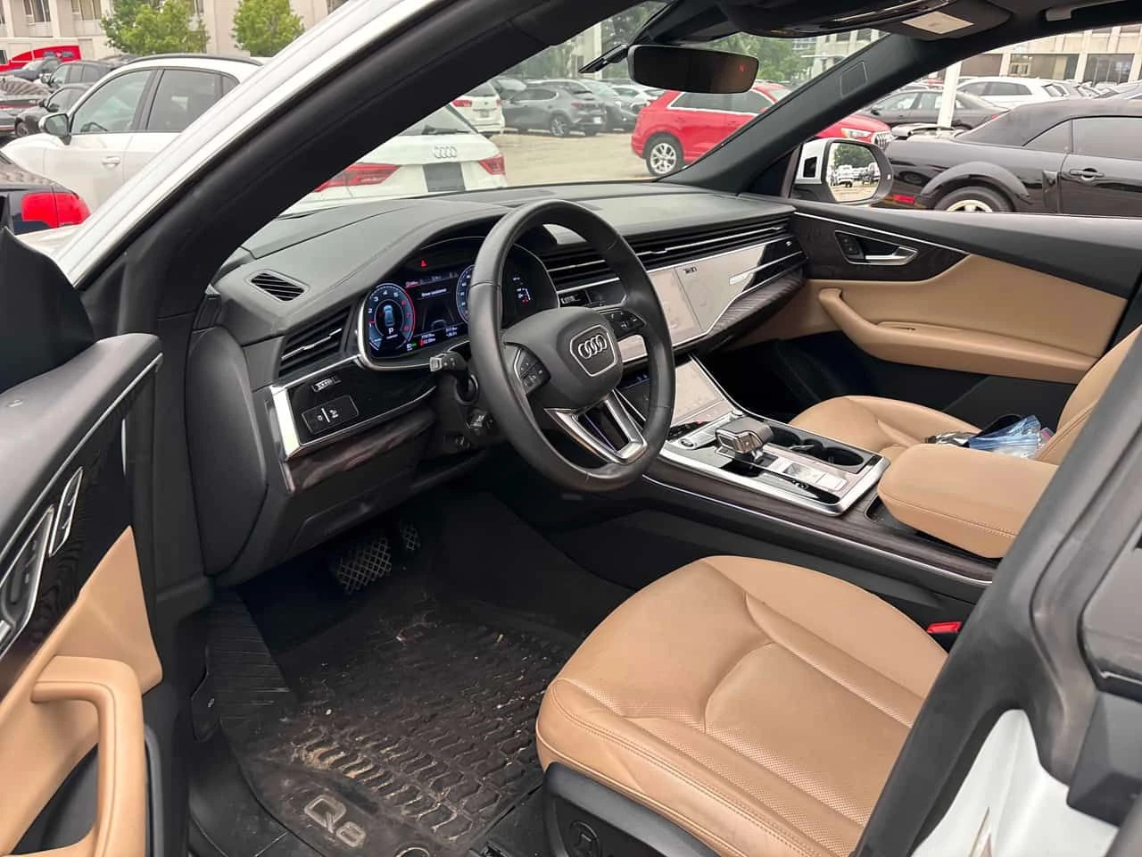 Audi Q8 Technik | DISTRONIC | 360 | HUD | ОБДУХВАНЕ | , снимка 5 - Автомобили и джипове - 55530979