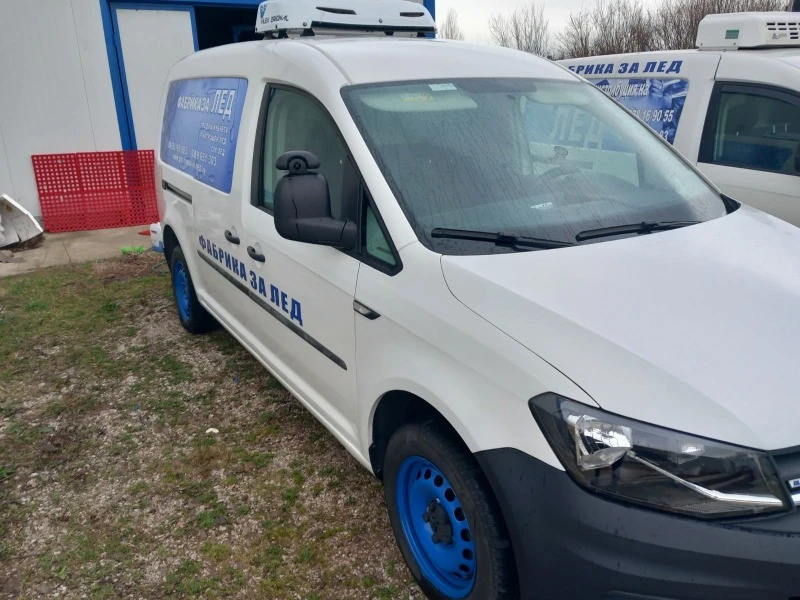 VW Caddy, снимка 10 - Бусове и автобуси - 47043019