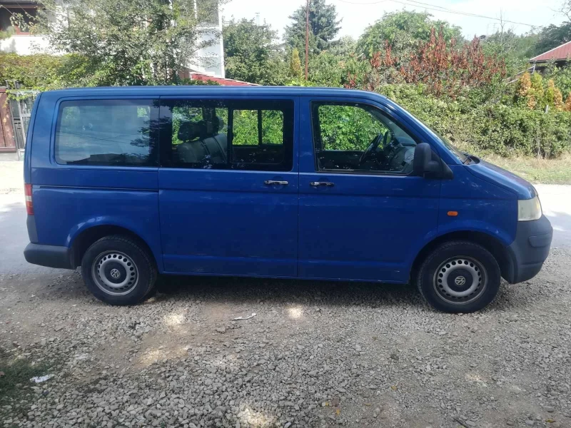 VW T5 2.5 TDI, снимка 2 - Бусове и автобуси - 47240160