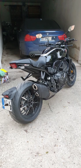 ����� �� �������� �� Honda Cb 1000R Black Edition 