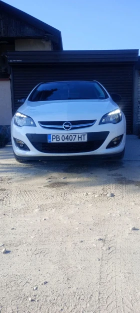 Opel Astra 1.4 Turbo - изображение 7