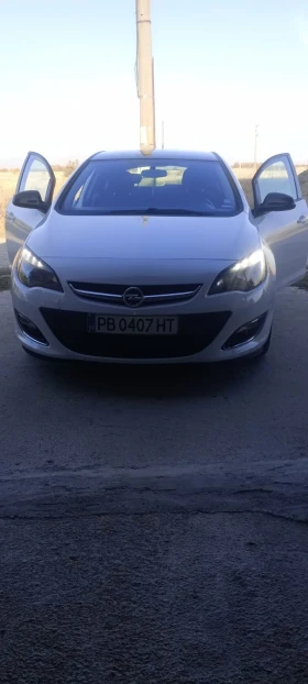 Opel Astra 1.4 Turbo - изображение 3