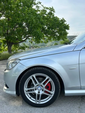 Mercedes-Benz C 220, снимка 2