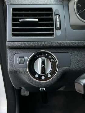 Mercedes-Benz C 220, снимка 10