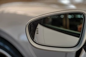 Porsche Taycan Performance/RWD/Подгрев/PASM/Амбиент/Мемори, снимка 13