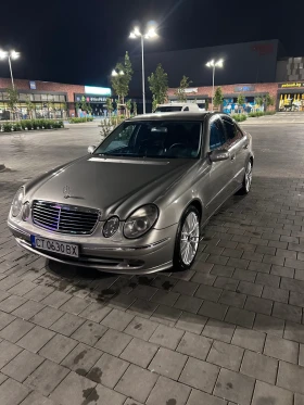 Mercedes-Benz E 320, снимка 2