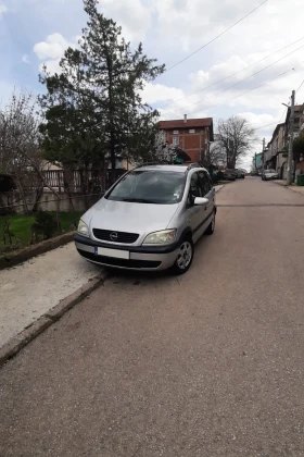 Opel Zafira 