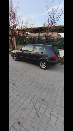 VW Golf 3 - 450 € / 880.12 лв. - 37201265 4