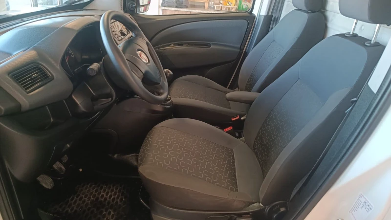 Fiat Doblo 1.4 МЕТАН, снимка 8 - Автомобили и джипове - 47217593