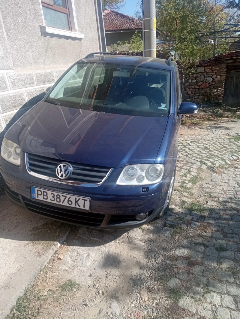 VW Touran, снимка 1 - Автомобили и джипове - 47865156